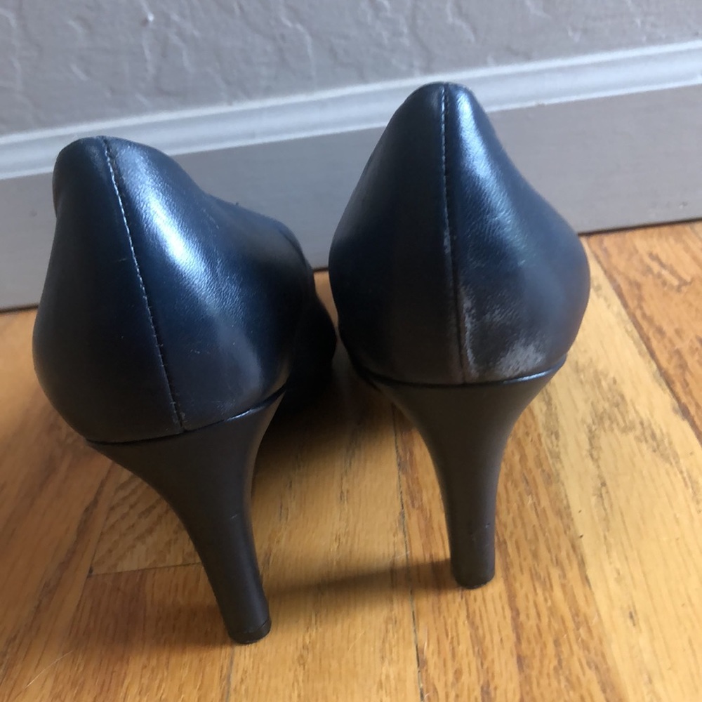 Naturalizer Michelle Platform Pump - image 3